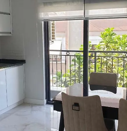 Lägenhet 2+1 Centrum Alanya